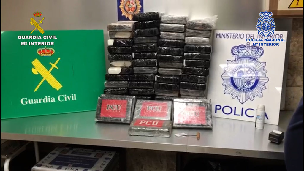 a “Operación SUELA-COLLECTION” que ha logrado la desarticulación de una organización criminal dedicada al tráfico de drogas y la incautación de más de 200 kilos de cocaína de gran pureza