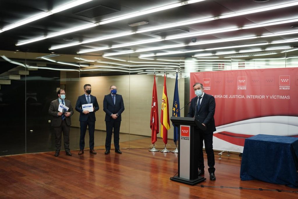 La Comunidad de Madrid, premiada por su colaboración con las policías locales en la gestión de la pandemia