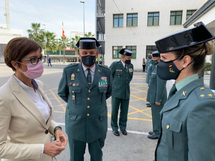 La Directora General se reúne con los responsables de la Guardia Civil en las Comandancias de Algeciras y Cádiz