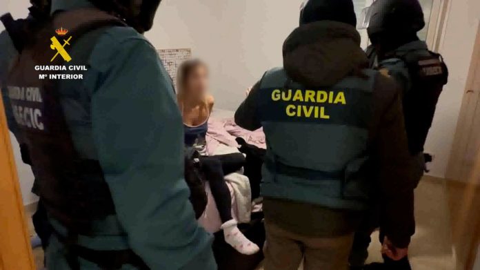 Detenidas dos personas acusadas de robo con violencia con un arma de aire comprimido