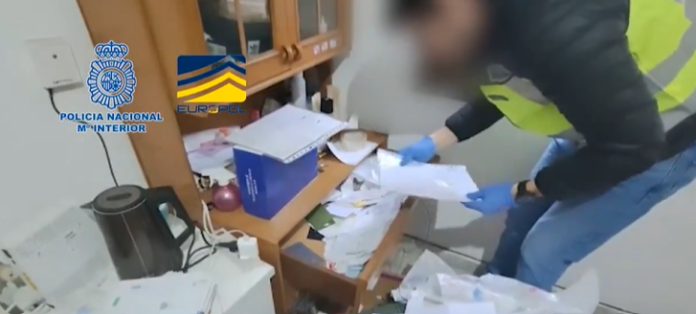 Detenidas 31 personas acusadas de de trata de seres humanos en Europa