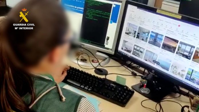 Detenidas 29 personas acusadas de estafa informática de alojamientos vacacionales
