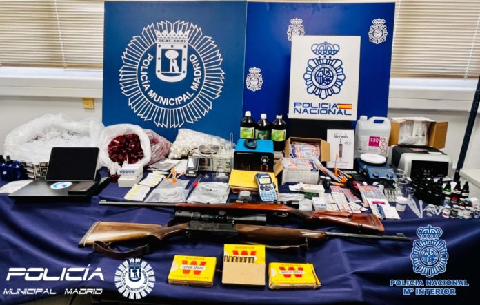 Desmantelado un laboratorio clandestino que fabricaba medicamentos con efectos anabolizantes