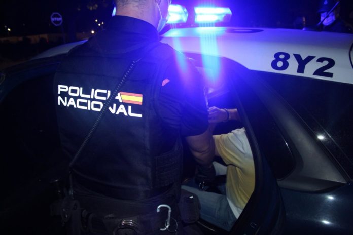 Detenidas 64 personas acusadas de adquirir documentaciones falsas en el extranjero