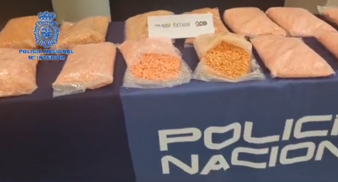 Detenidas trece personas por tráfico de drogas e incautadas diferentes sustancias estupefacientes