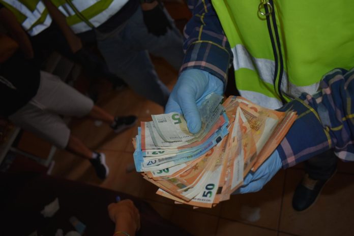 Desarticulada red de tráfico de anabolizantes y blanqueo de capitales