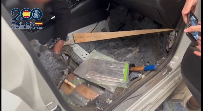 Cocaína intervenido en vehículos durante su traslado