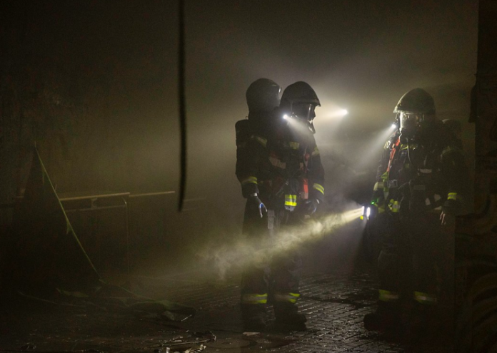 Bomberos de Madrid durante una aviso