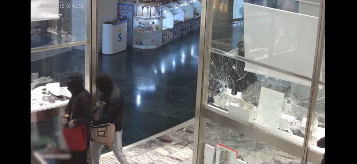 Desarticulado un grupo que atracó una joyería en menos de cuarenta segundos