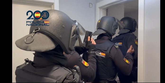 La Policía Nacional desarticula un grupo criminal especializado en robar en viviendas de futbolistas
