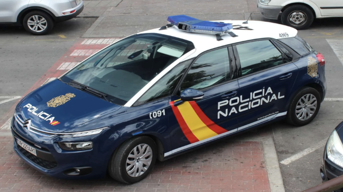 Detenidos tres jóvenes por dar una paliza a agentes de la Policía Nacional