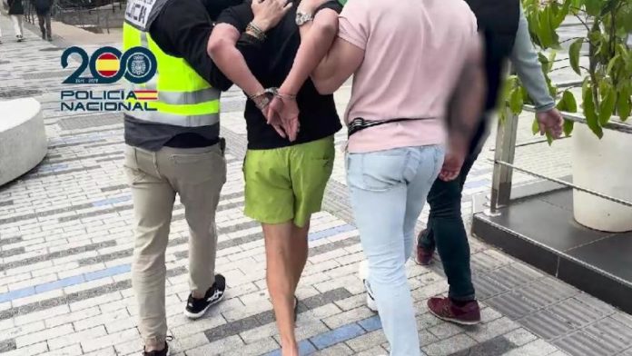 Detenido un fugitivo británico que utilizaba sistemas encriptados de comunicación para vender droga
